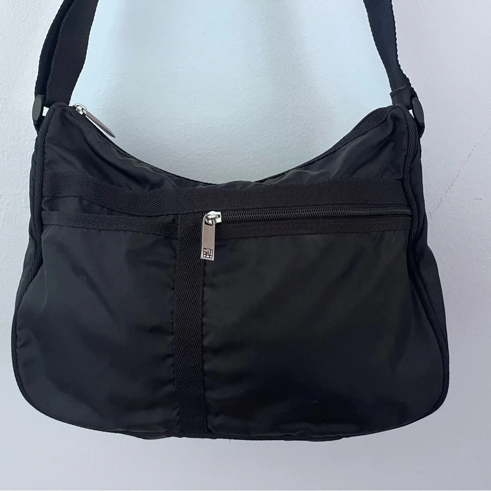 Gal Vintage Crossbody Nylon Black Shoulder Bag Lots of Pockets 90’s Lightweight